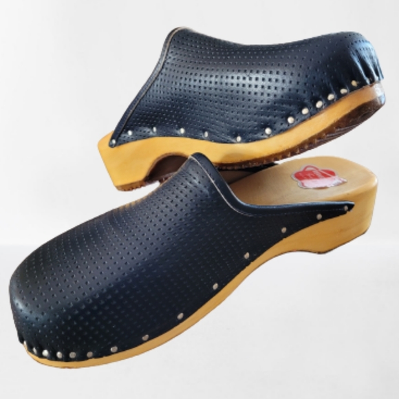 Berkemann Shoes - BERKEMANN Vintage Wood/Leather Mules/Clog, Size 7